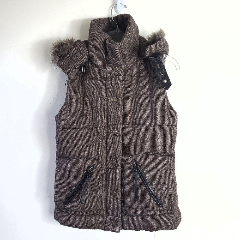 BB Dakota Puffer Vest with Removable Hood